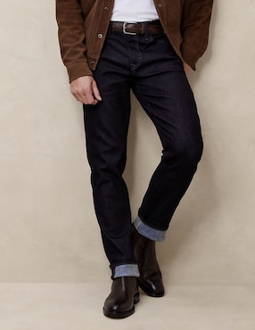 Jeans straight lavado obscuro para hombre