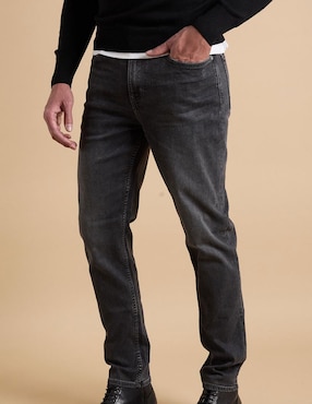 Jeans straight lavado obscuro para hombre