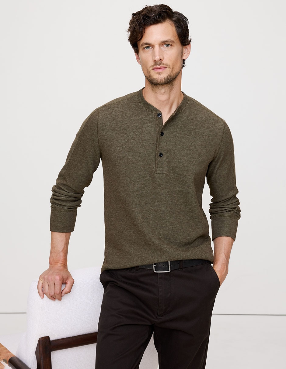 Suéter cuello henley para hombre